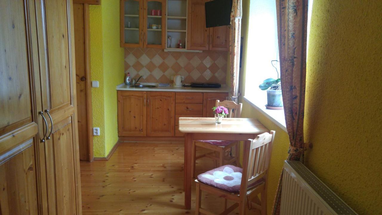 Penzion Apartmany Becov Bečov nad Teplou Exteriör bild