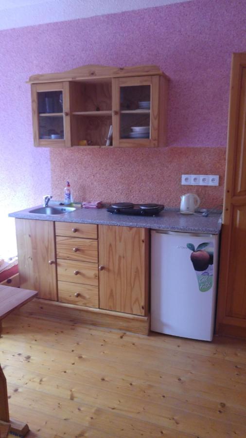 Penzion Apartmany Becov Bečov nad Teplou Exteriör bild