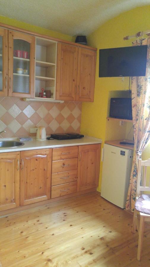 Penzion Apartmany Becov Bečov nad Teplou Exteriör bild